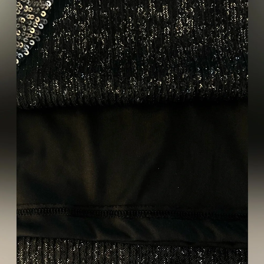 Cable & Gauge Ombré Sequin Top - NWT - Picture 3 of 6